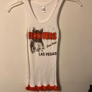 Hooters Tank